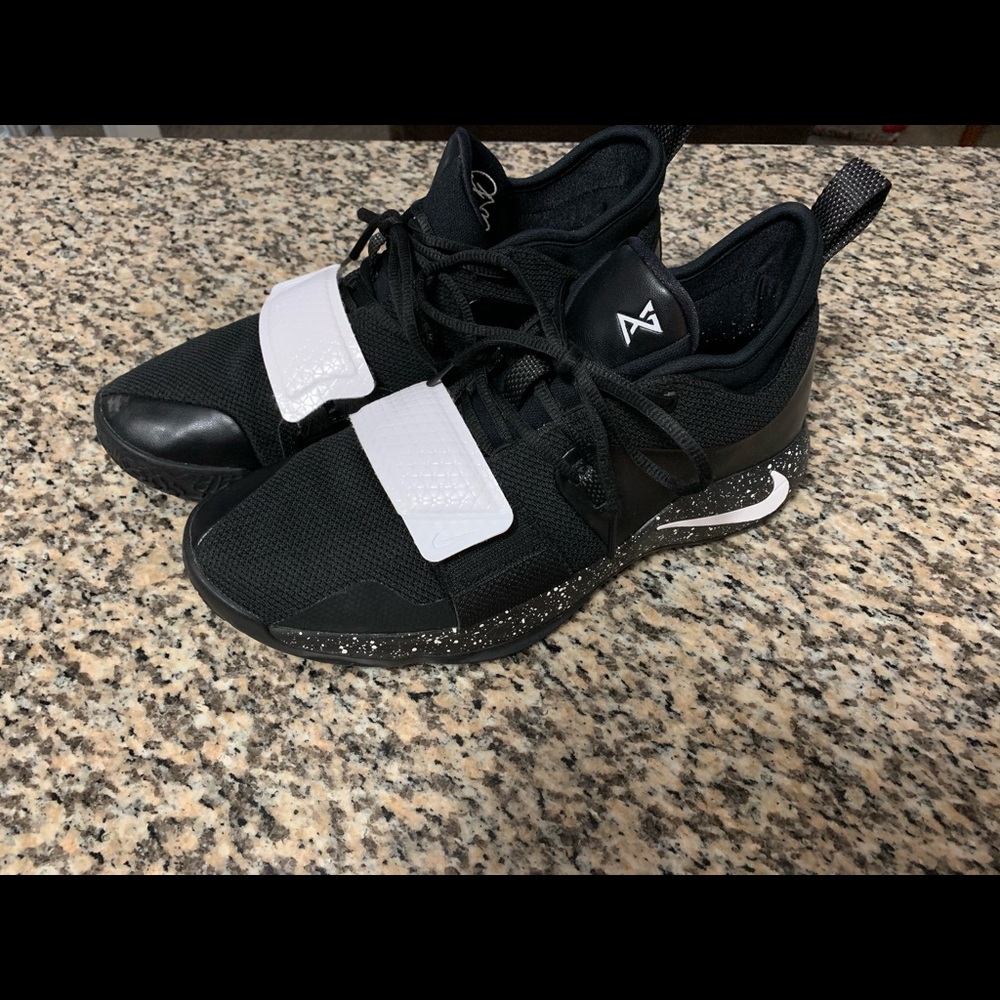 NIKE PG Paul George Basketball Shoes